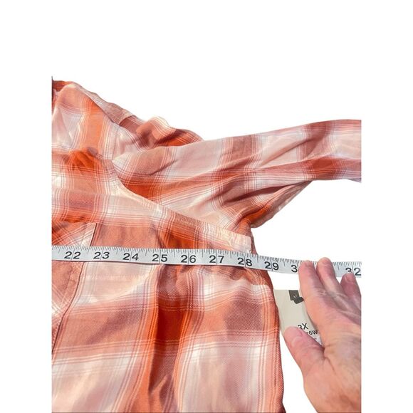 Terra & Sky Womans Plaid Button zip blouse Sz 3X NWT - Picture 3 of 7